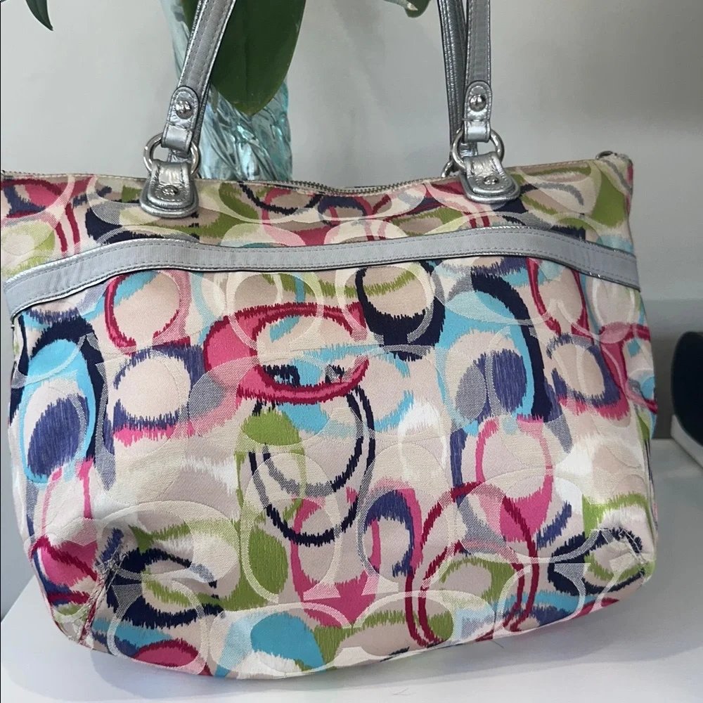 Coach Poppy Ikat Print Tote with Silver Trim - Picture 4 of 12